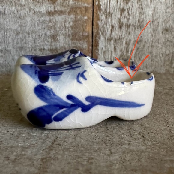 Tiny, Miniature Clogs, blue and white, ceramic  1.5"  *read full description - Picture 2 of 8